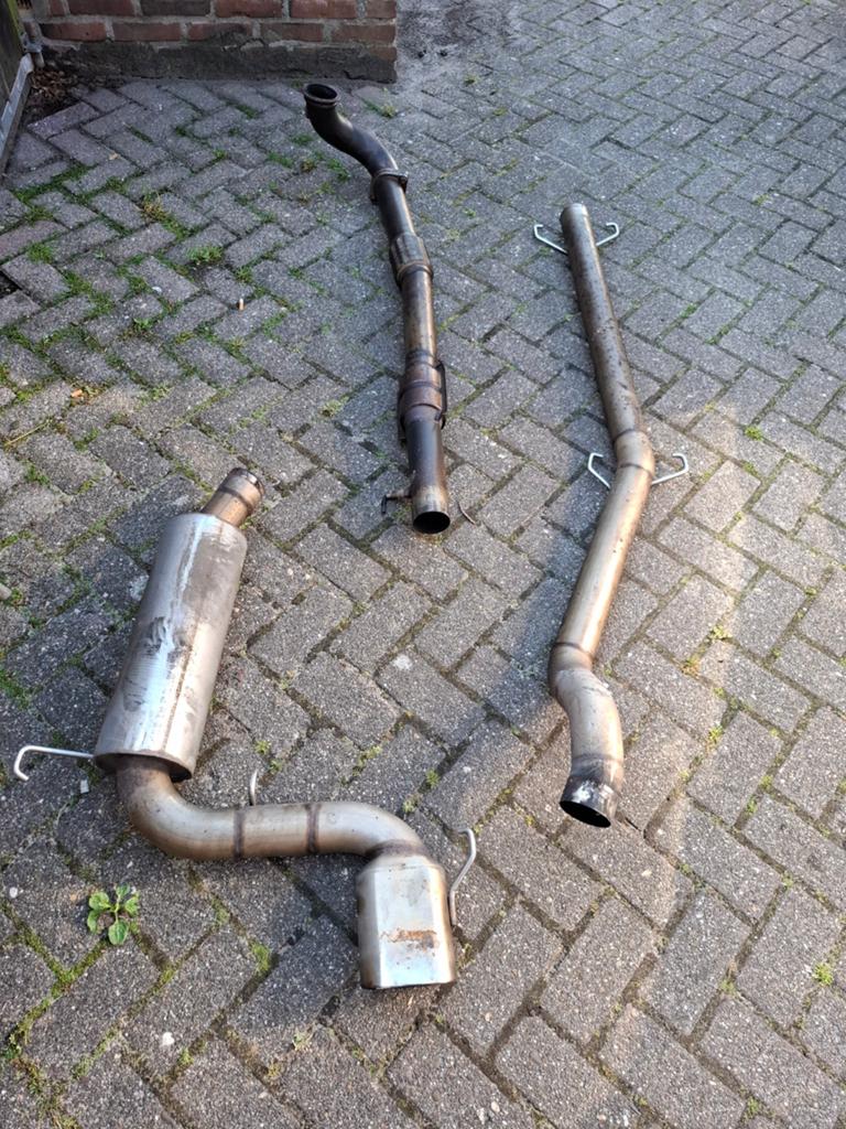 Komplete 3 inch uitlaatlijn van een opel astra h opc., Auto-onderdelen, Ophalen of Verzenden, Opel