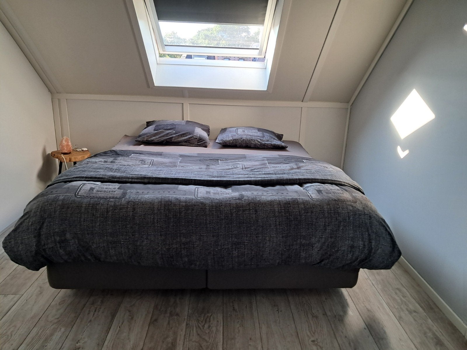 Boxspring ENGERDAL IKEA 180x 200 met 2x HOKKÅSEN matrassen, Huis en Inrichting, Slaapkamer | Matrassen en Bedbodems, Ophalen, Tweepersoons