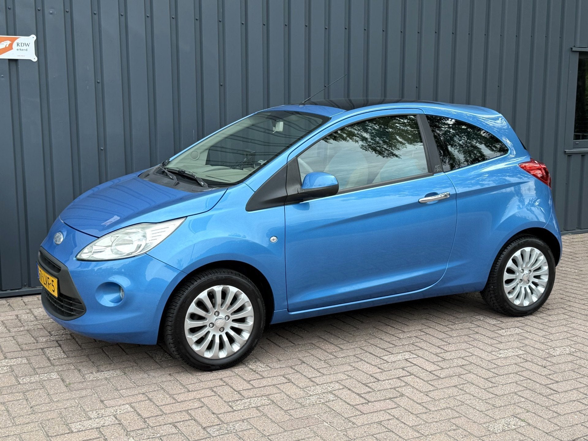 Ford Ka 1.2 Titanium X NIEUWE D-RIEM!/NAP/DEALER ONDERHOUDEN, Auto's, Voorwielaandrijving, Stof, Gebruikt, 1242 cc