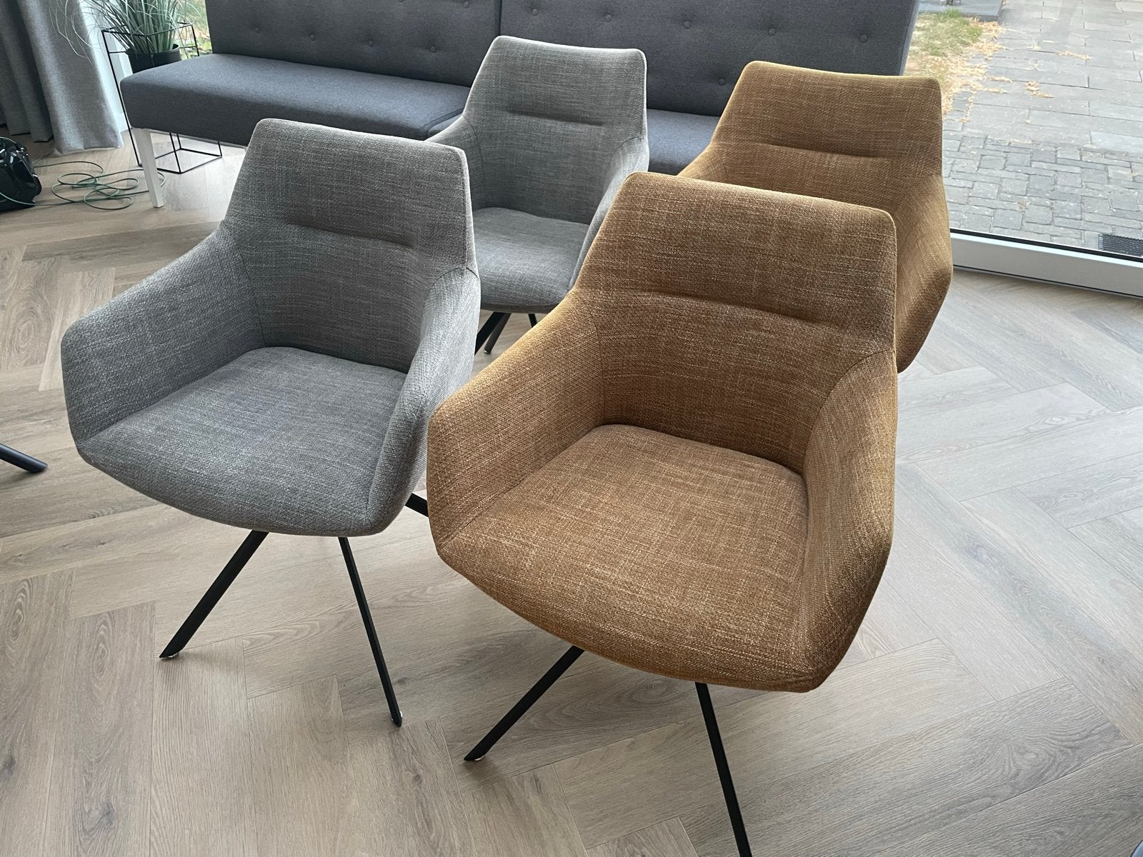 4 nette Montel eetkamerstoelen - draaibaar, Huis en Inrichting, Stoelen, Ophalen, Overige kleuren, Zo goed als nieuw, Vier