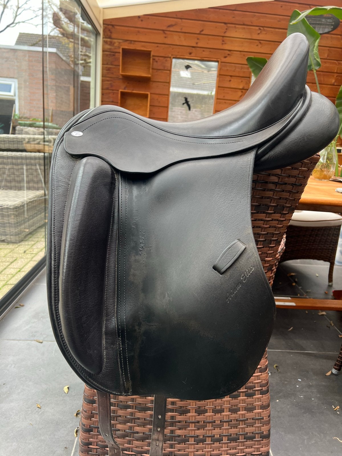 Adam Ellis Pelle 17,5 inch dressuurzadel, Dieren en Toebehoren, Ophalen, Gebruikt, Dressuur