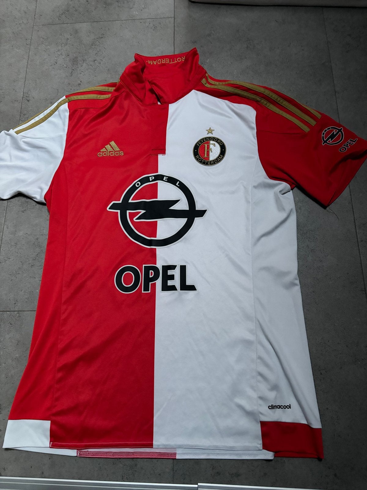 Feyenoord thuis Shirt jaar 2015/2016 Maat M, Ophalen, Zo goed als nieuw, Maat 48/50 (M), Meerkleurig