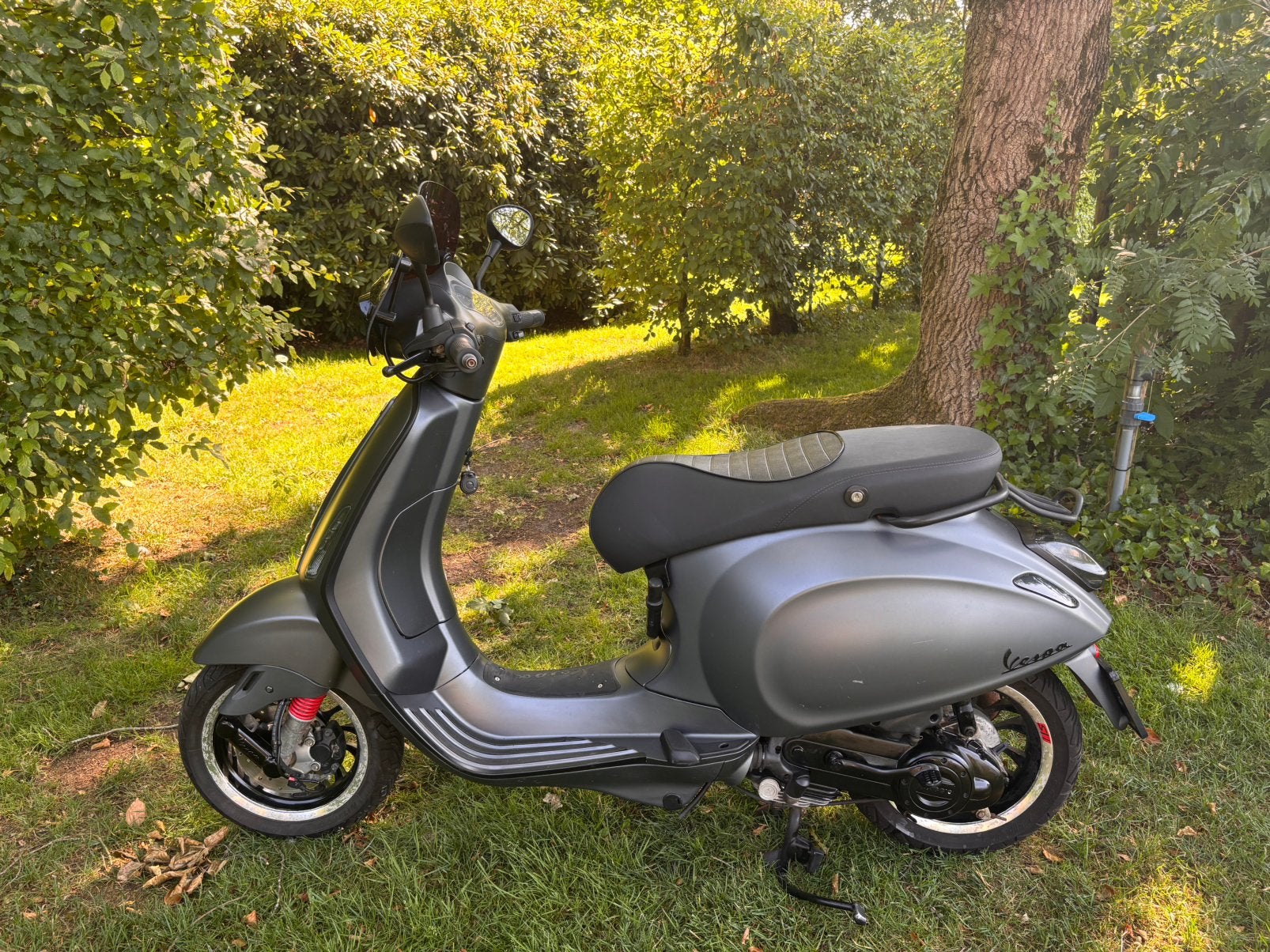 Vespa sprint 50cc 4-takt (2017), Fietsen en Brommers, Scooters | Vespa, Ophalen, Maximaal 45 km/u, Vespa S, Zo goed als nieuw