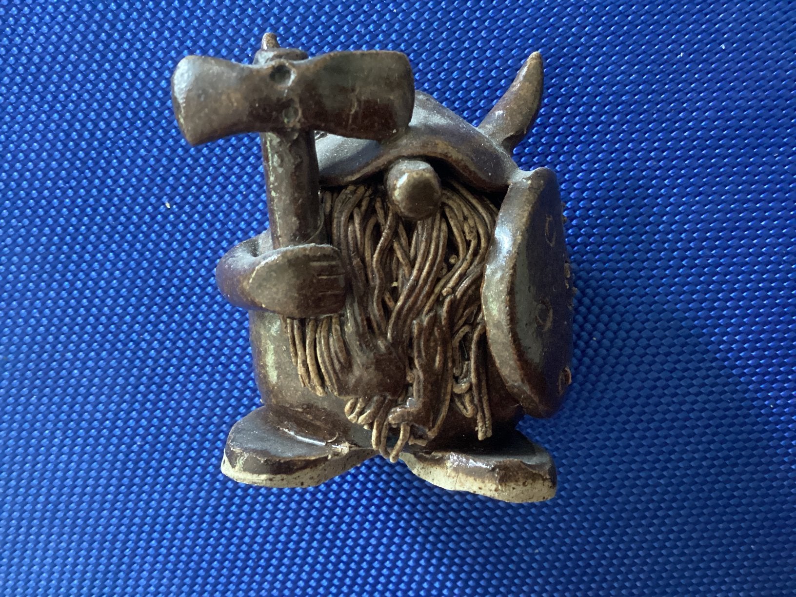 Trol Viking keramiek  //. Hoog 6 cm, Ophalen of Verzenden, Zo goed als nieuw, Dier