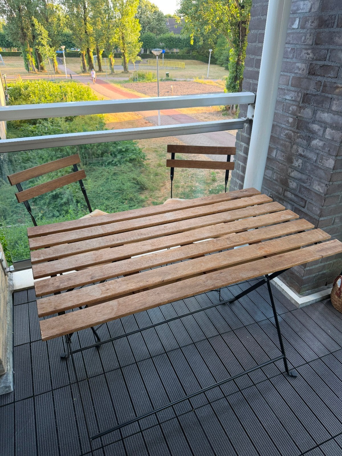 Balkonset: houten tafel en 2 stoelen, Ophalen, Gebruikt, Rechthoekig, Hout