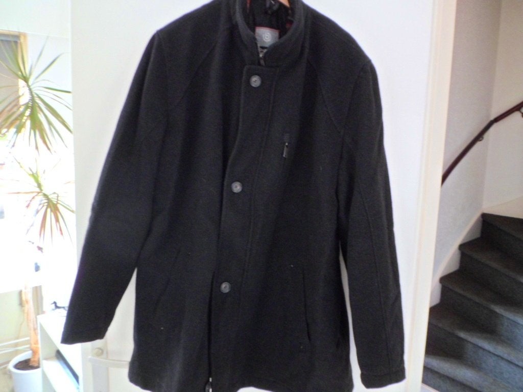Mooie heren jas maat XXl merk Bugatti, Kleding | Heren, Jassen | Winter, Bugatti, Zwart, Overige maten, Ophalen of Verzenden