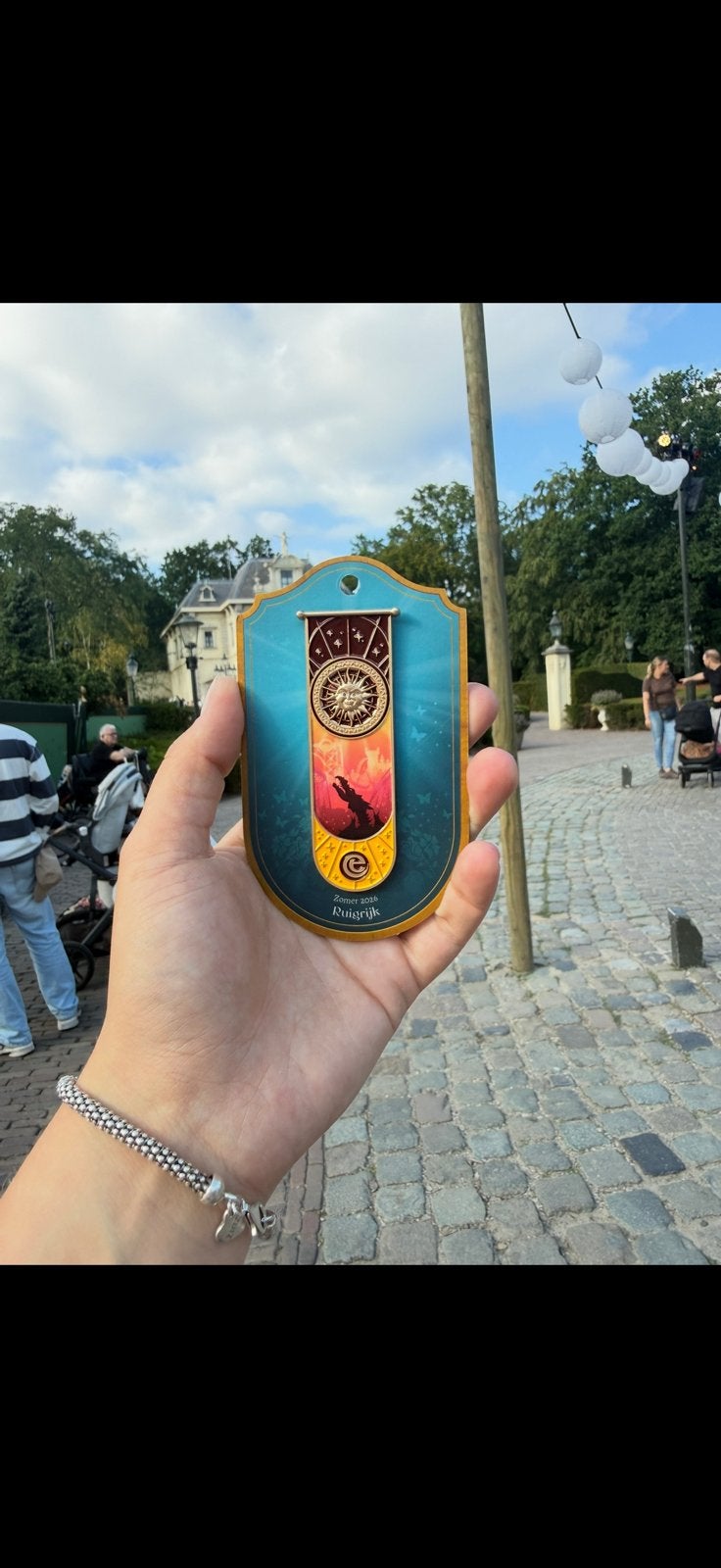 Efteling zomer pin, Verzamelen, Efteling, Ophalen of Verzenden, Nieuw, Button of Speldje
