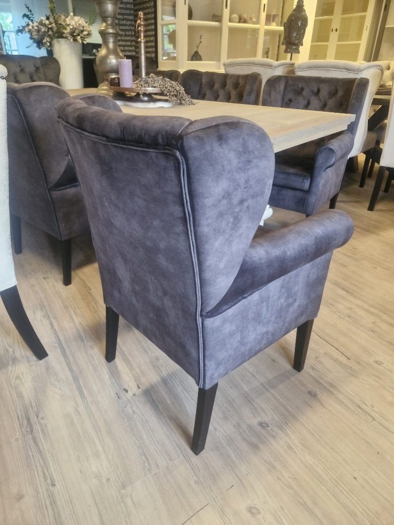 VOORRAAD 6 Landelijke Eetkamerstoelen Roman Velvet Grijs (1), Huis en Inrichting, Nieuw, Vijf, Zes of meer stoelen, Landelijke eetkamerstoelen capiton knoopjes kleur antraciet velv