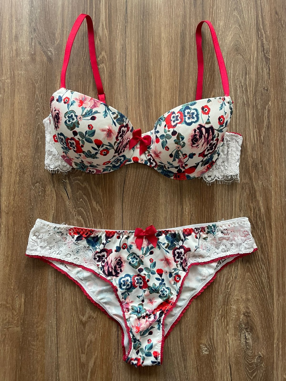 Hunkemoller bh floral 75C + slip maat M, Verzenden, Meerkleurig, Setje