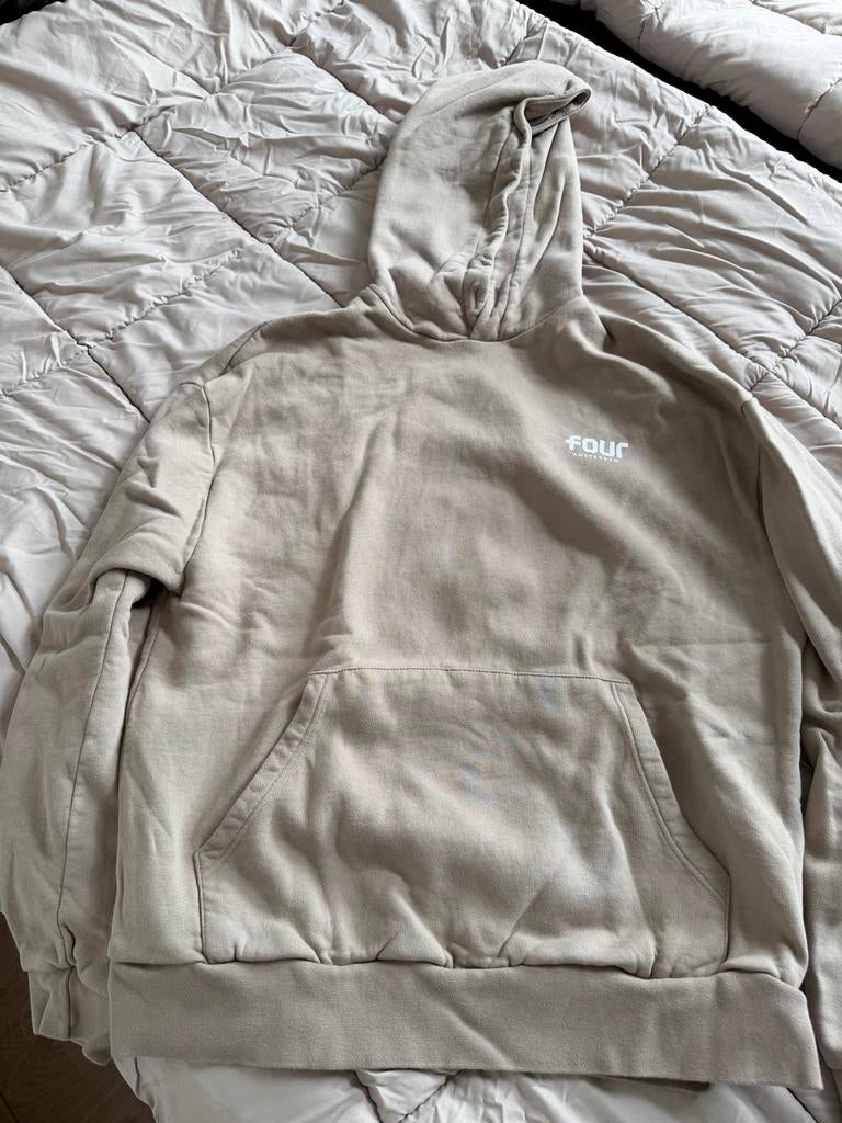 FOUR Amsterdam Hoodie - Beige - Maat M, Kleding | Heren, Ophalen, Zo goed als nieuw, Maat 48/50 (M), Beige