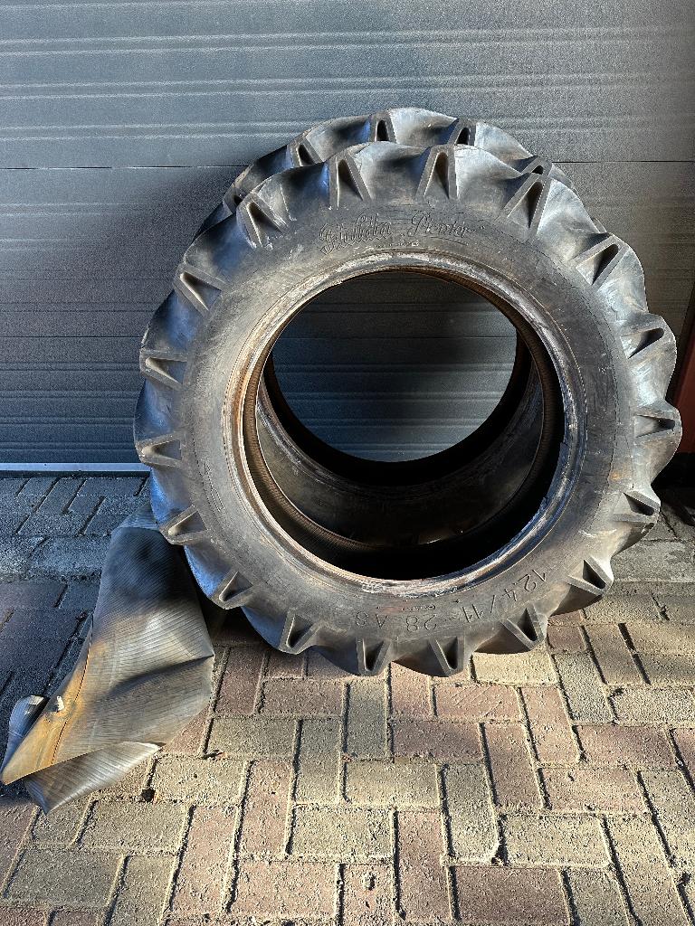 tractor achterbanden, Ophalen, Gebruikt