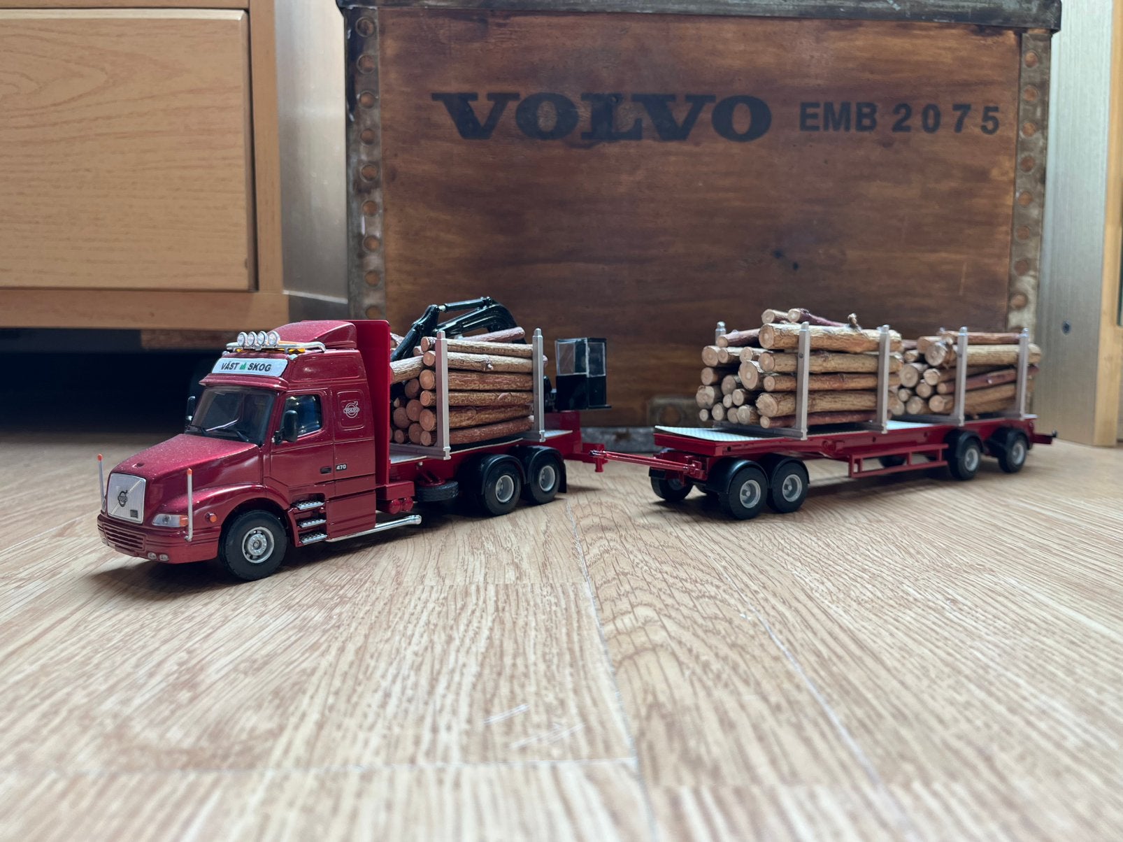 Volvo NH12 väst skog, Ophalen of Verzenden, Zo goed als nieuw, Bus of Vrachtwagen