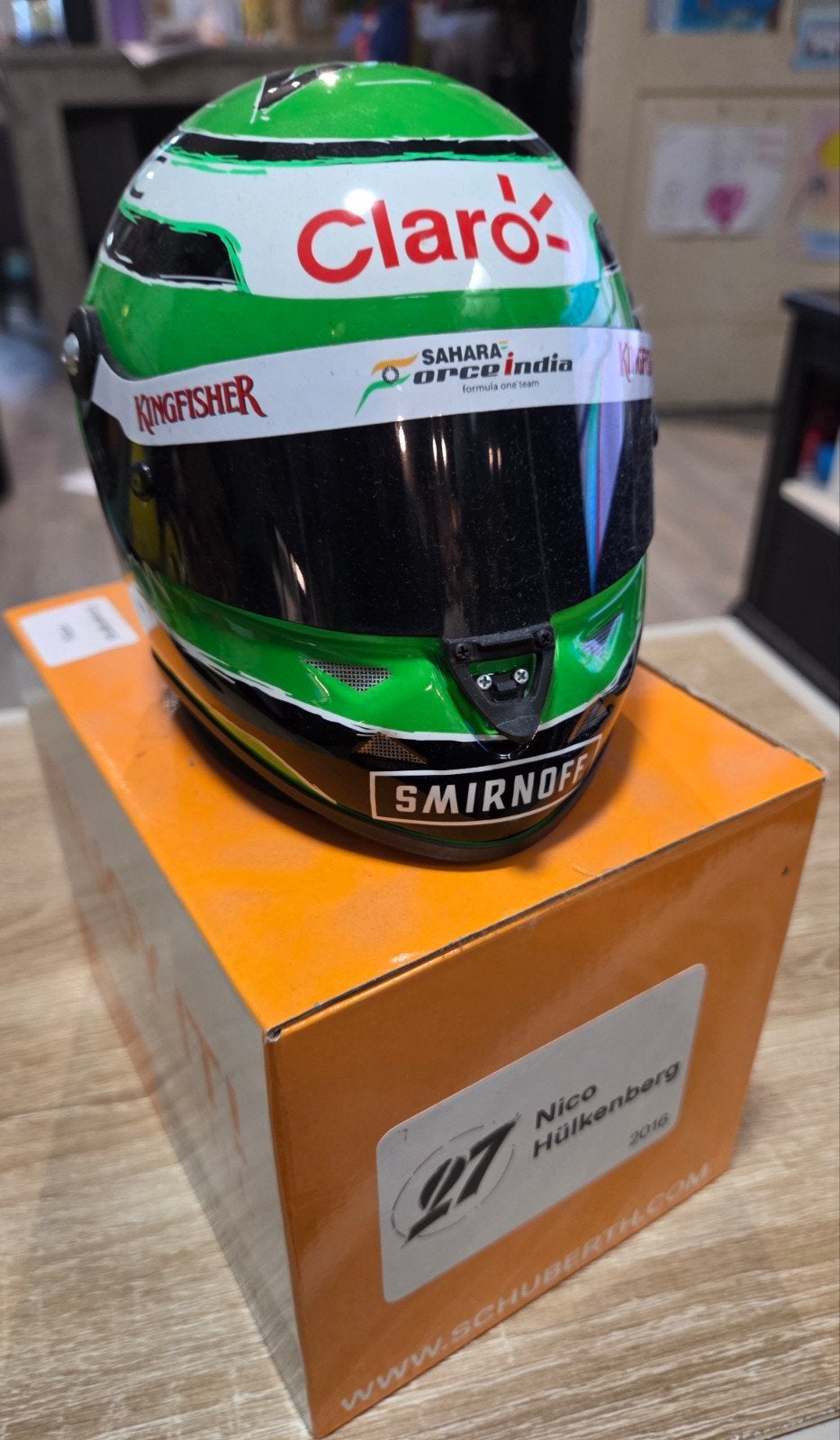 Force India 2016 1:2 helm Nico Hulkenberg #27, Ophalen of Verzenden, Zo goed als nieuw, Formule 1