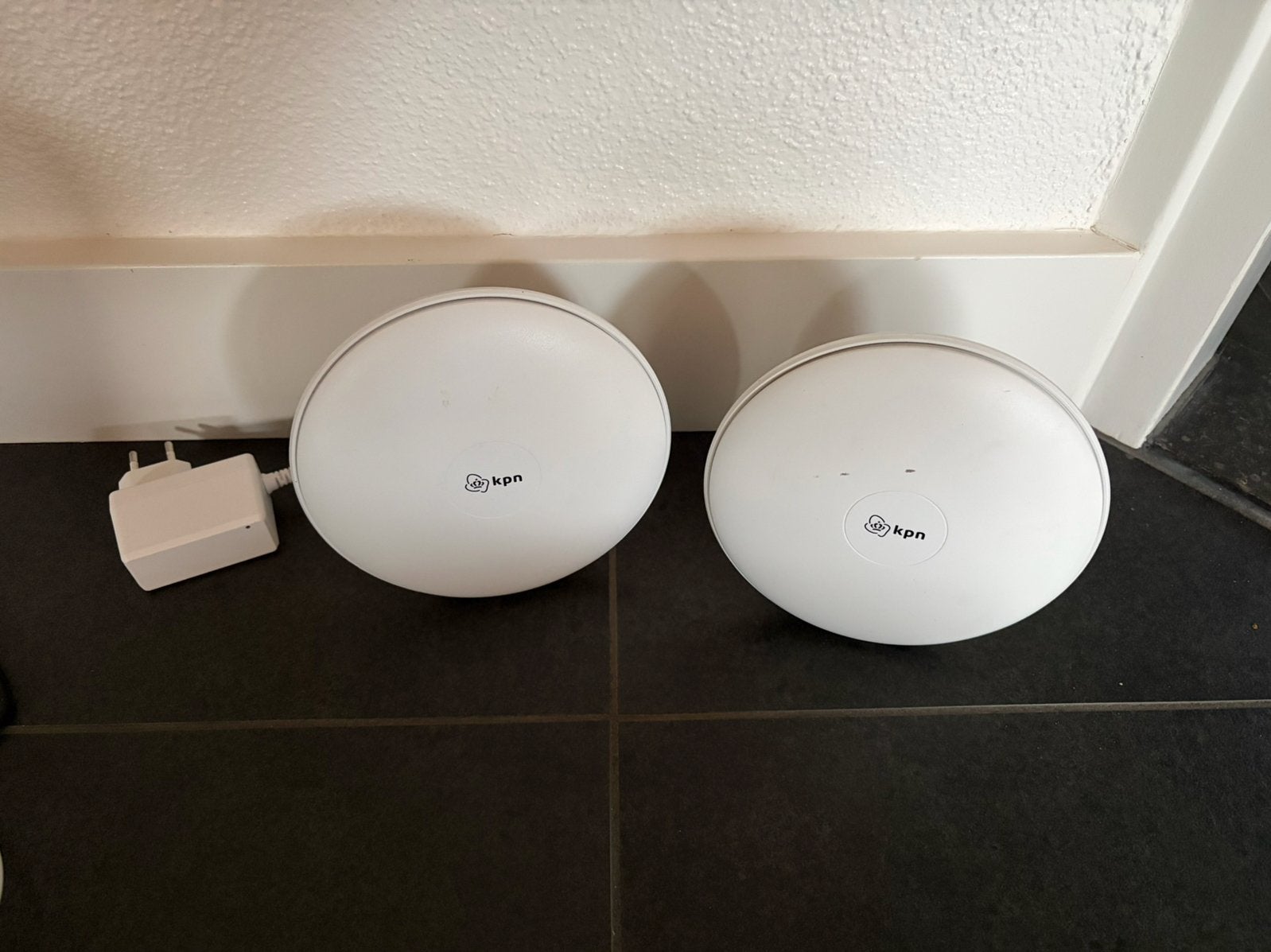 2x KPN super wifi versterkers, Ophalen of Verzenden, Zo goed als nieuw