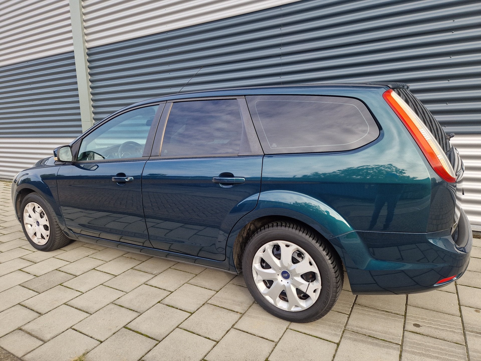 Ford FOCUS Wagon 1.6 Trend (bj 2008), 1596 cc, Gebruikt, 4 cilinders, 635 kg