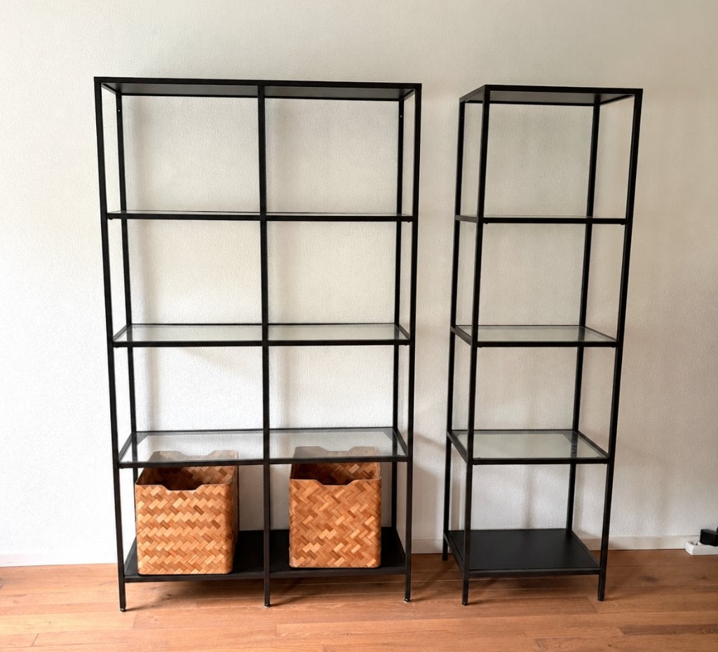IKEA VITTSJÖ Stellingkast (2x) Zwart, Ophalen, Zo goed als nieuw