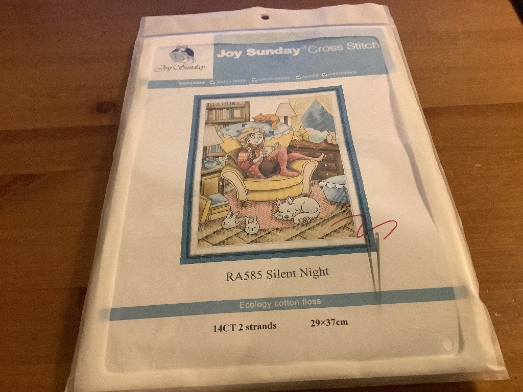 Joy Sunday Cross stitch RA585 Silent Night, Hobby en Vrije tijd, Ophalen of Verzenden, Gebruikt, Handborduren, Borduurpakket