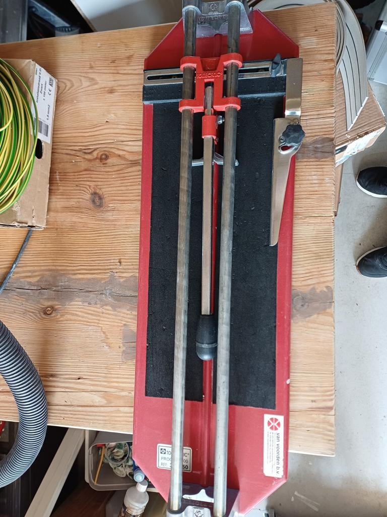 Tegelsnijder, Ophalen of Verzenden, Gebruikt