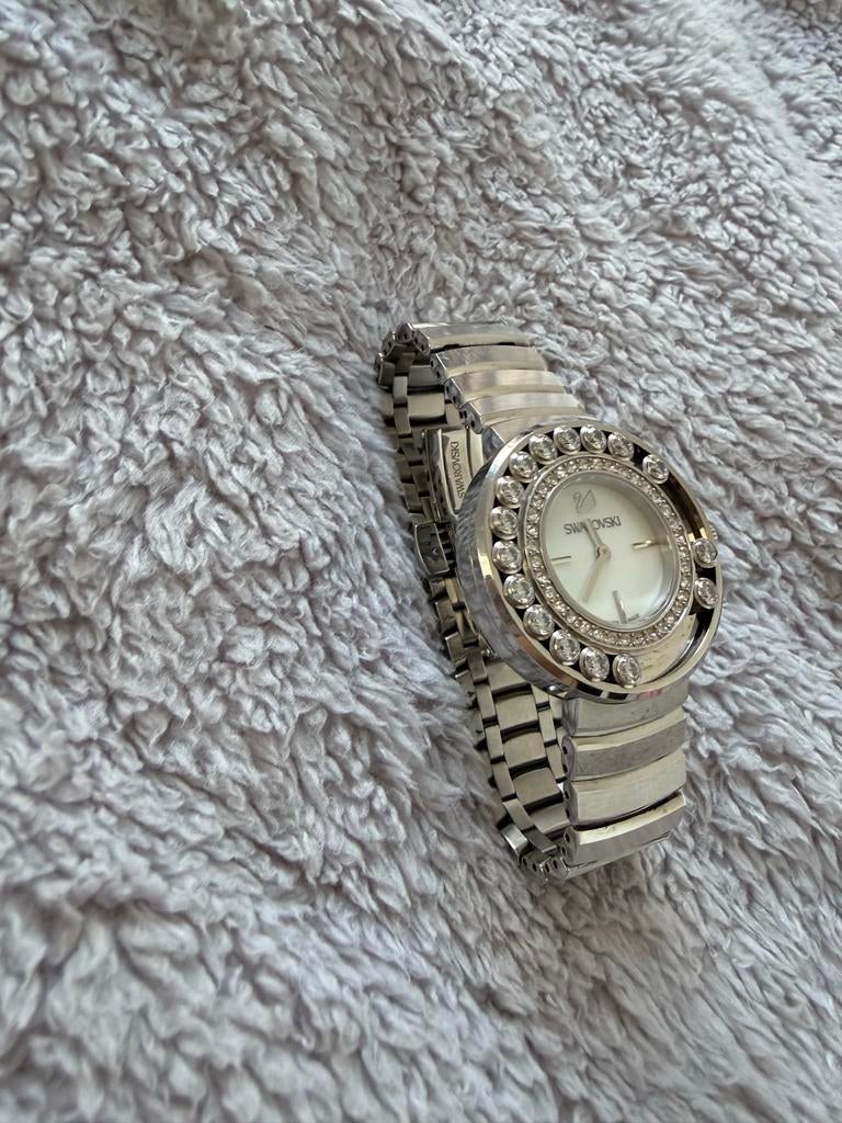 Swarovski Dameshorloge met Strass - Zo goed als nieuw, Overige merken, Staal, Polshorloge, Ophalen of Verzenden