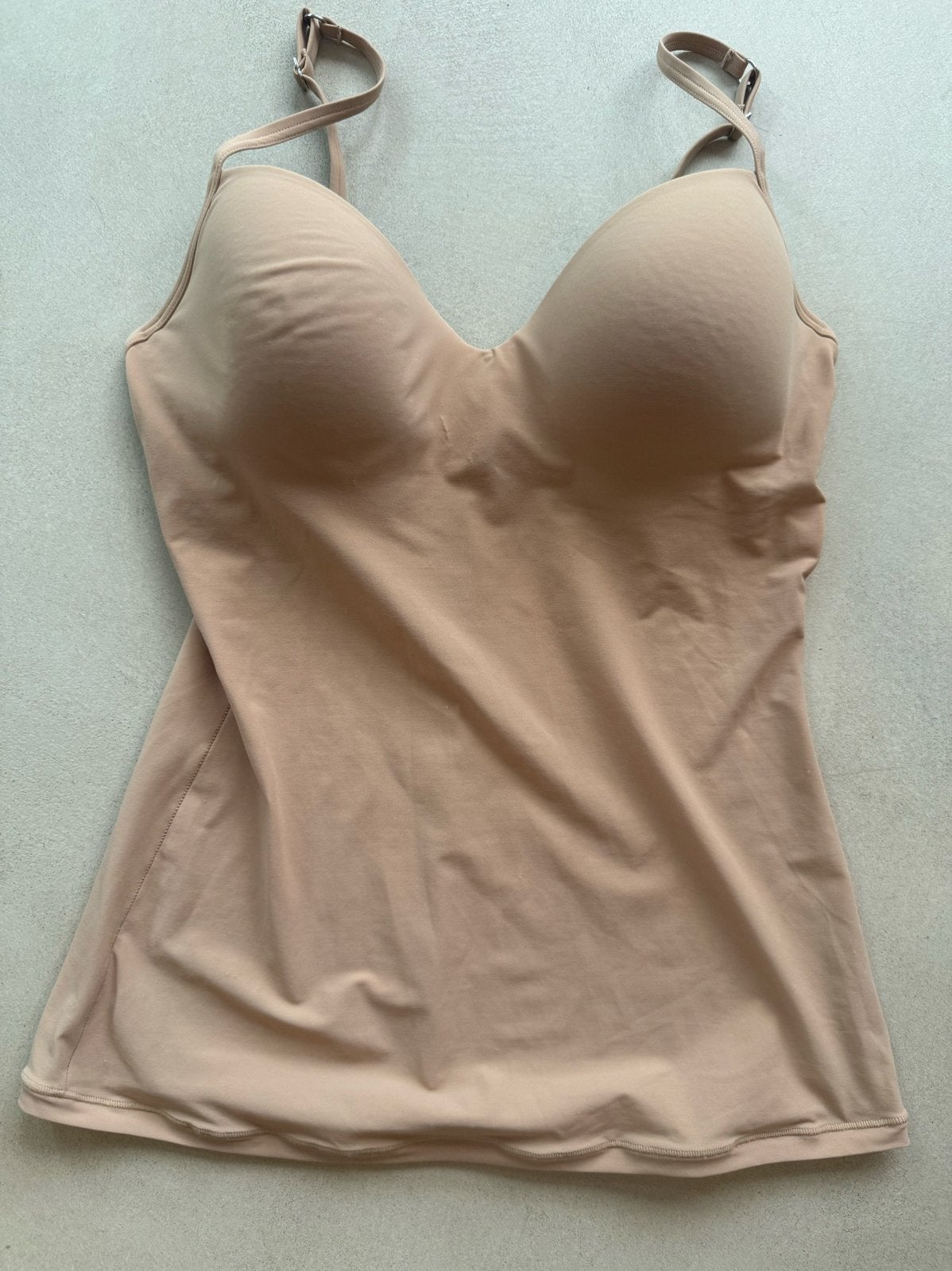 Hanro Topje met ingebouwde BH - Nude Beige, maat M/75C, Kleding | Dames, Ophalen of Verzenden, Beige, Hemd
