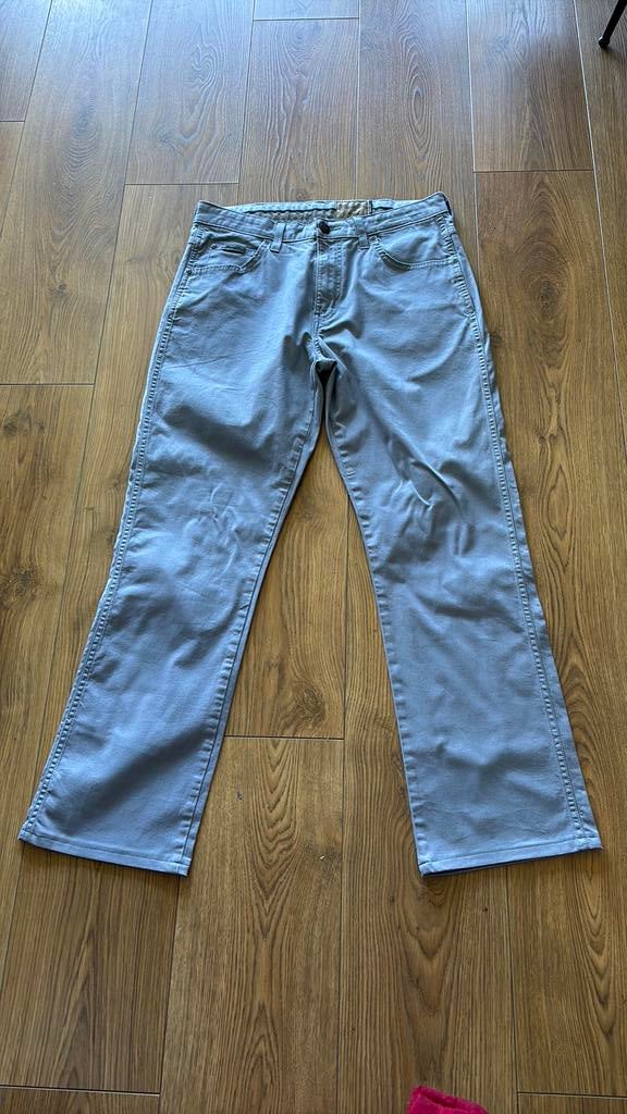 Spijkerbroek Wrangler, Kleding | Heren, Ophalen of Verzenden, Zo goed als nieuw, Grijs, W33 - W34 (confectie 48/50)