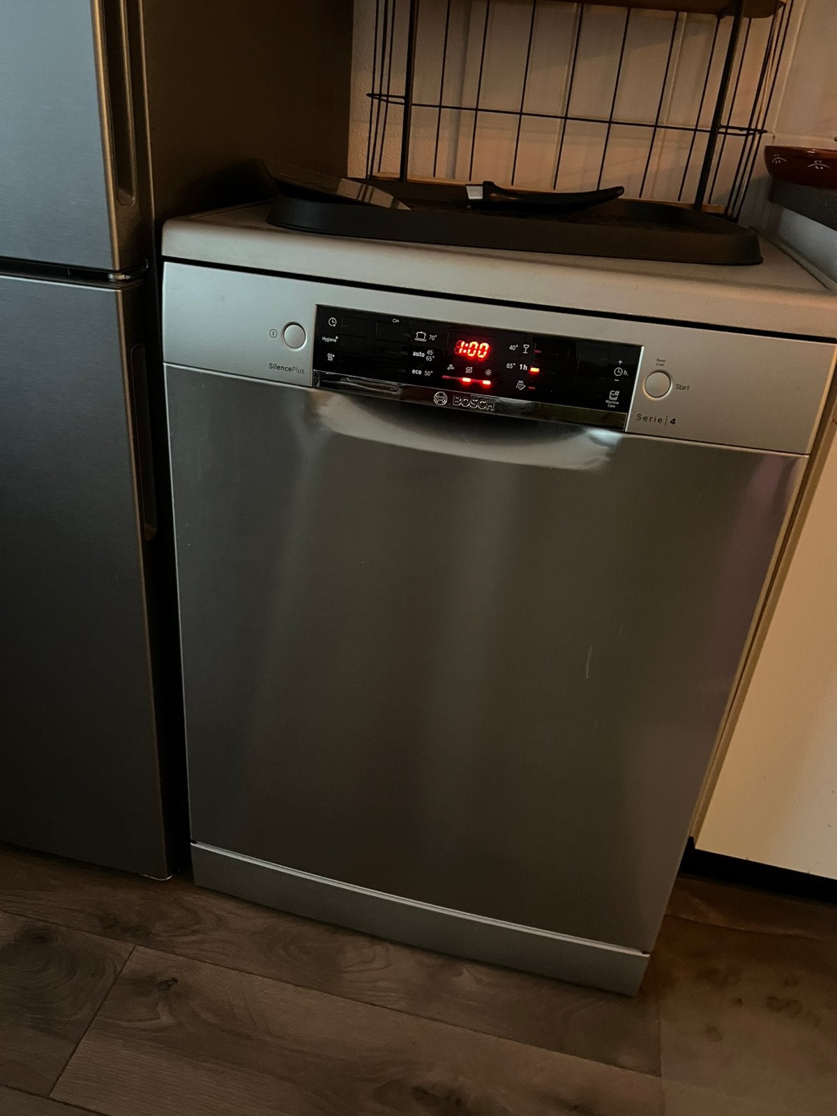 Bosch vaatwasser serie 4, Witgoed en Apparatuur, Ophalen, Zo goed als nieuw, Minder dan 85 cm