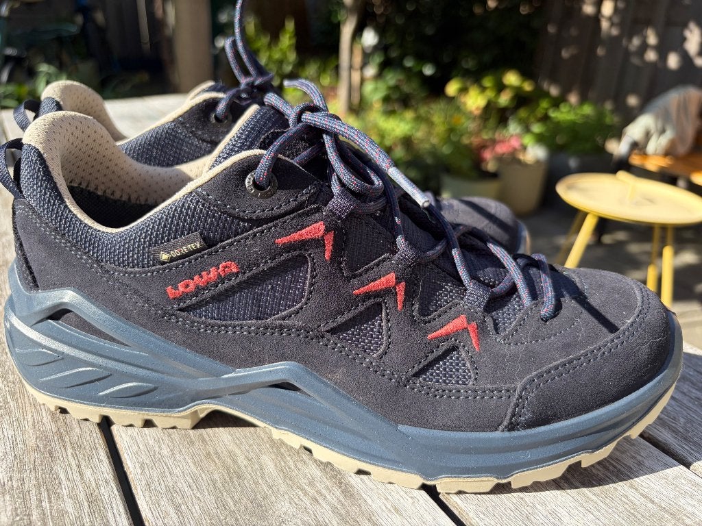 Wandelschoen Dames Sirkos Evo GTX LO van LOWA  maat 40, Ophalen, Zo goed als nieuw, Schoenen