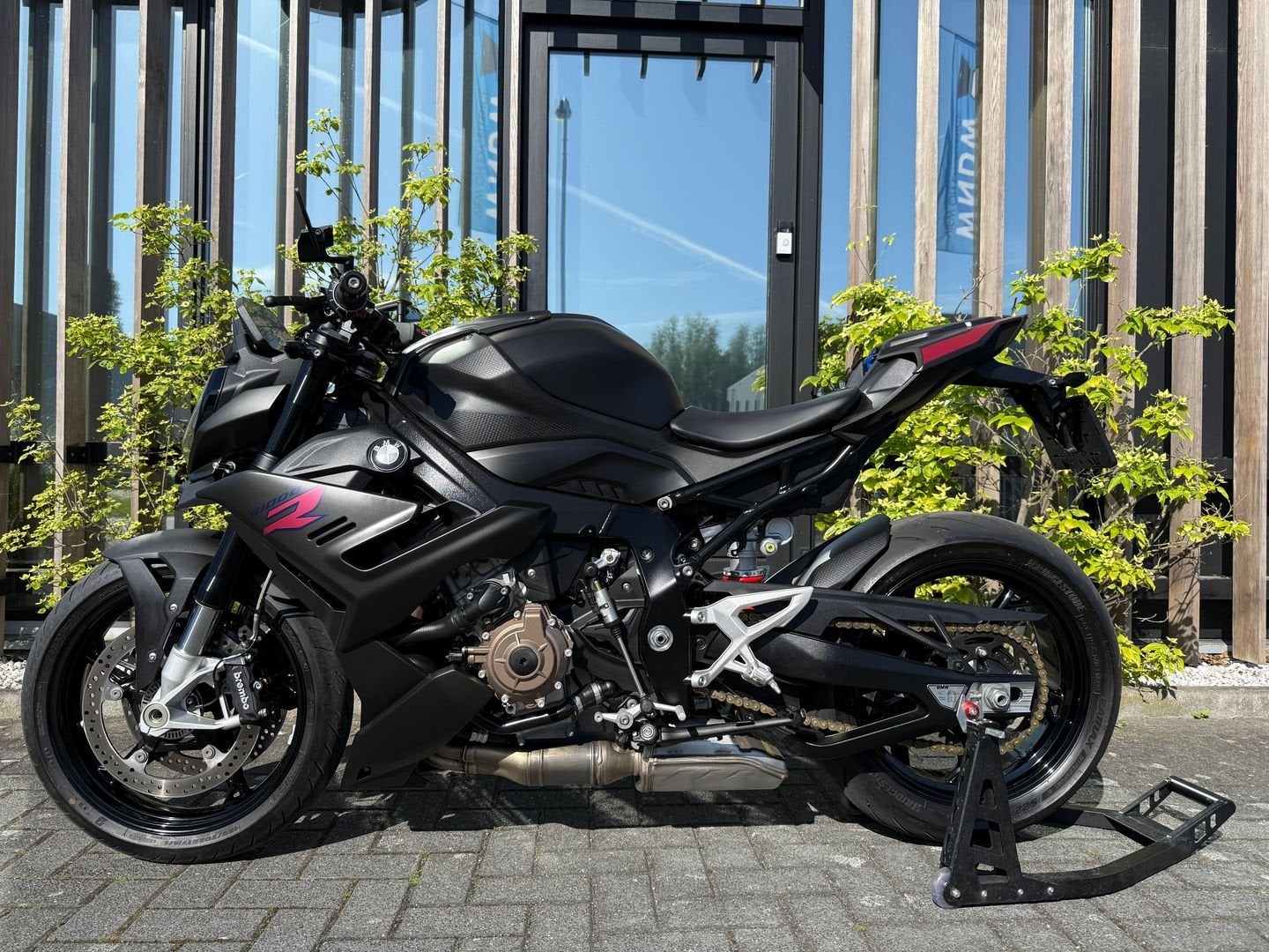 BMW S 1000 R -2022- Full Black Edition - Dikste van NL, Motoren, 4 cilinders, Motorrijbewijs A, Bedrijf, Onbekend