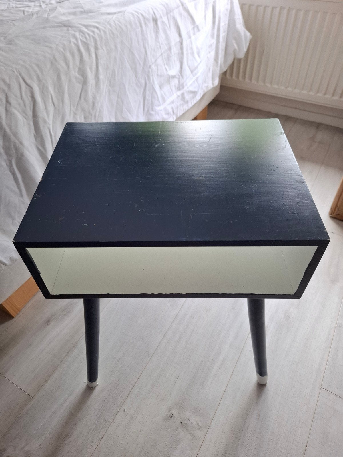 Nachtkastje te koop Winschoten | Groningen - 52x40x30 cm, Ophalen, Gebruikt, 45 tot 65 cm, Minder dan 55 cm