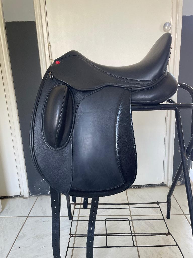 Dressuurzadel Edix Tariq Flex, Dieren en Toebehoren, Ophalen, Zo goed als nieuw, Dressuur