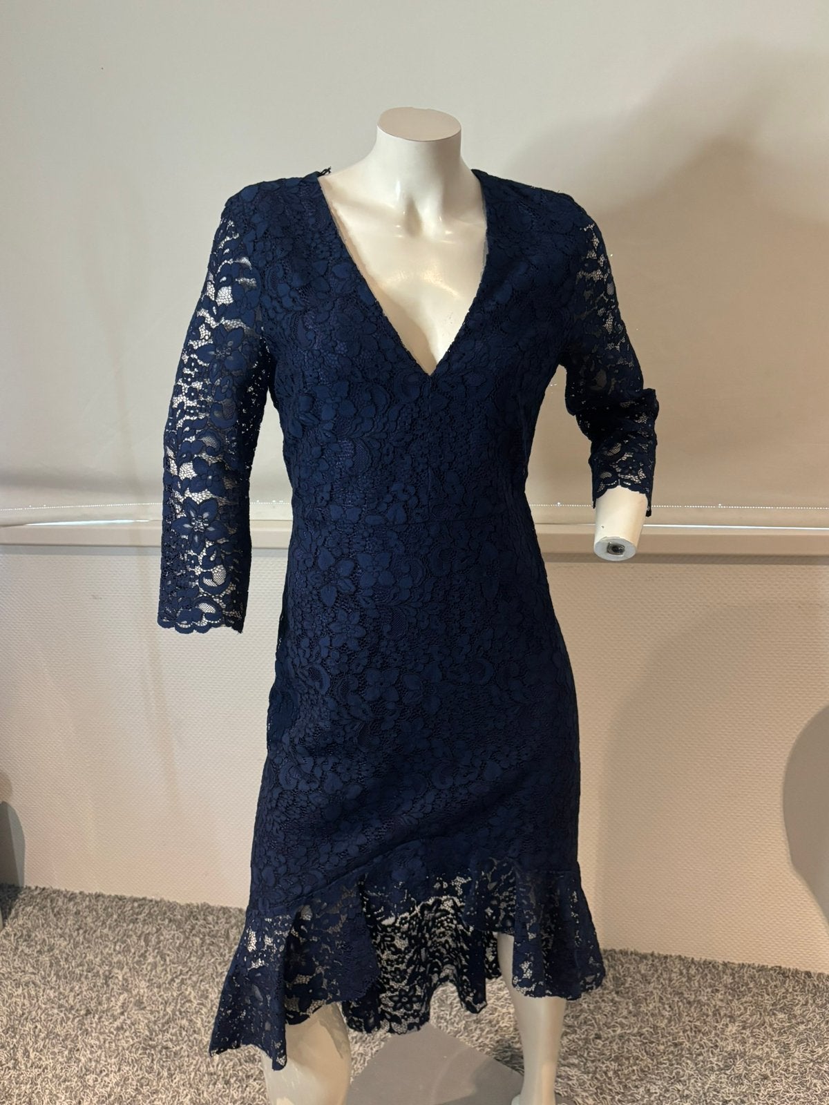 Pinko kanten jurk maat it 44 nl 40 nieuw, Maat 38/40 (M), Blauw, Nieuw, Ophalen of Verzenden