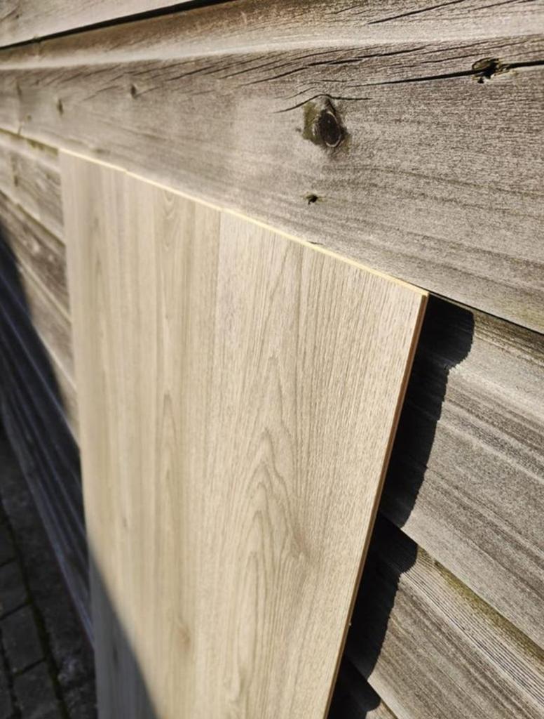 40m2 grijs/eiken klik laminaat, Ophalen, Zo goed als nieuw, Hout