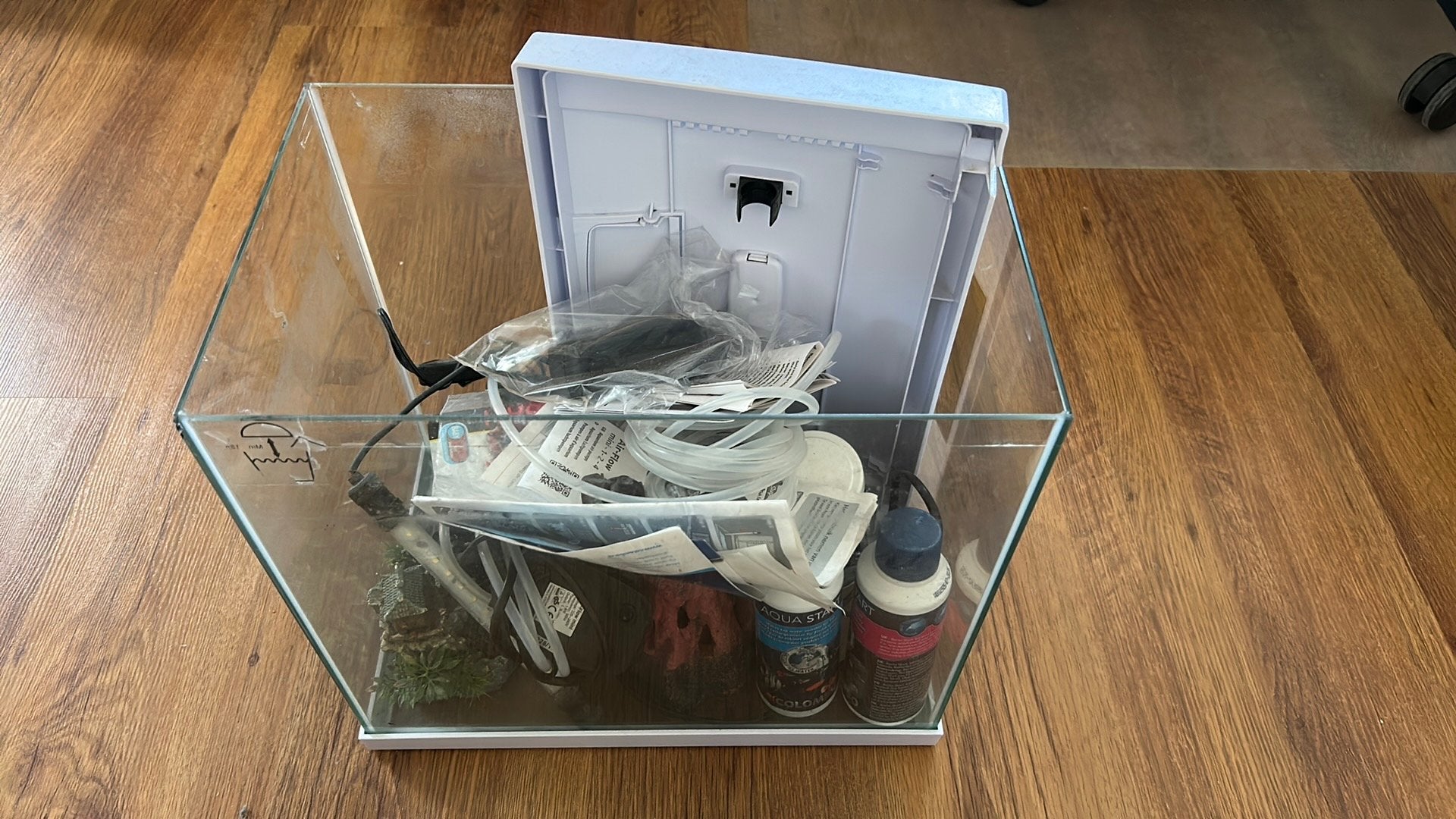 Superfish aquarium start 30 tropical wit 27L en vele extra’s, Ophalen of Verzenden, Zo goed als nieuw, Leeg aquarium, Superfish