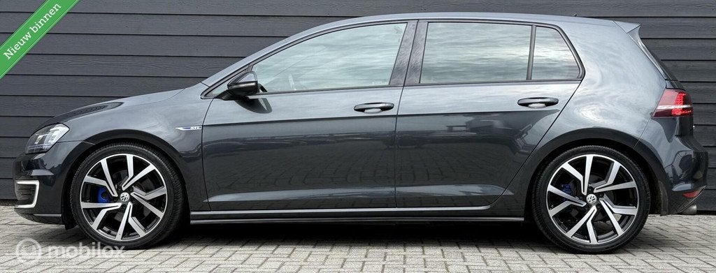 Volkswagen Golf 1.4 TSI GTE Connected Navi+/Leder/LED/Clima/, Auto's, Volkswagen, Gebruikt, 4 cilinders, Met garantie (alle), Zwart