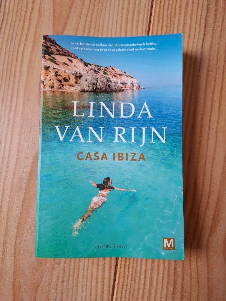 Thriller Casa Ibiza van Linda van Rijn, Ophalen, Gelezen