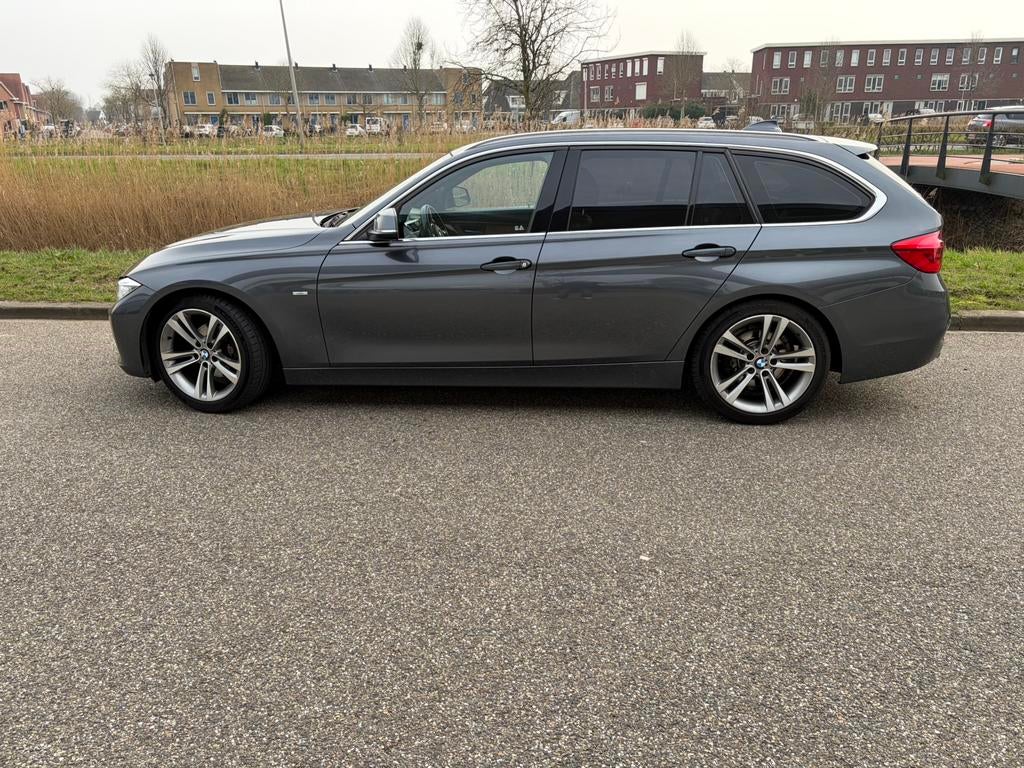 BMW 3-Serie 2.0 D 320EDE Luxury Line-Leder/Led/M-stuur, Auto's, Automaat, 745 kg, Achterwielaandrijving, 1995 cc