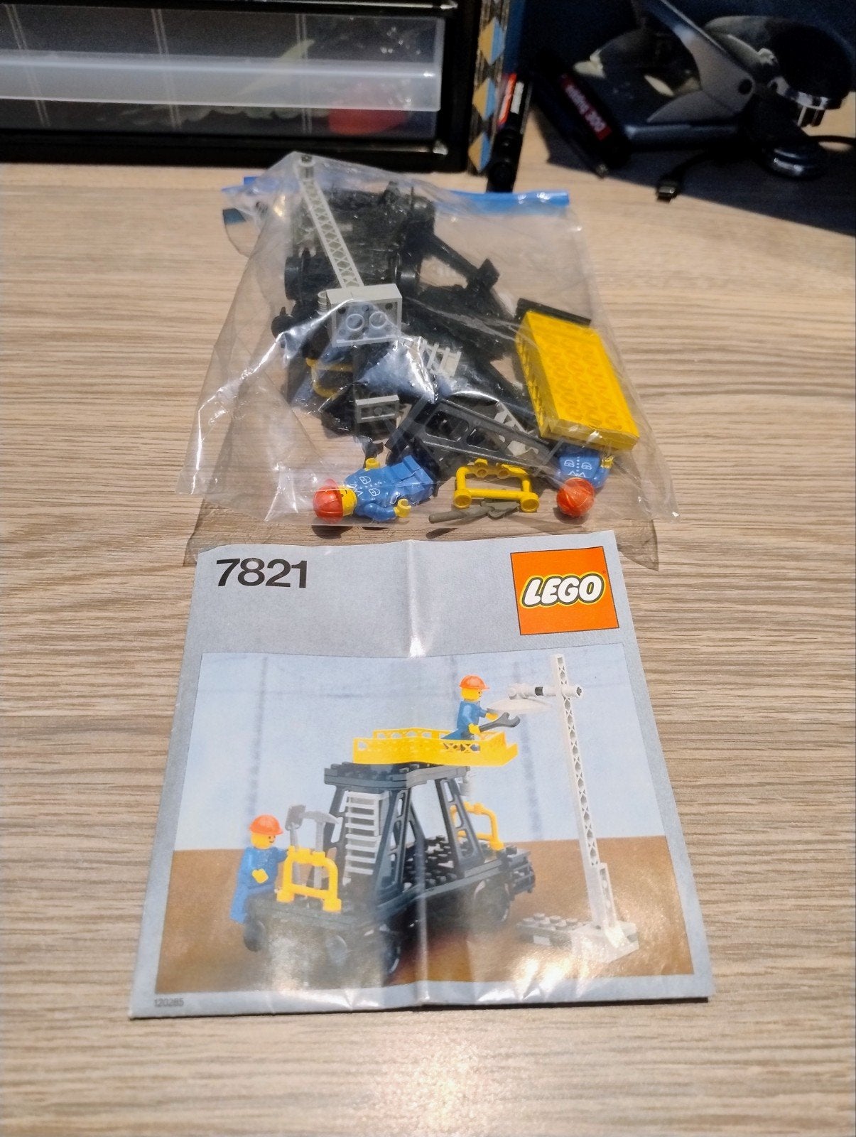 Lego 4,5V - Overhead Gantry & Maintenance Wagon (7821), Kinderen en Baby's, Speelgoed | Duplo en Lego, Compleet, Overige thema's