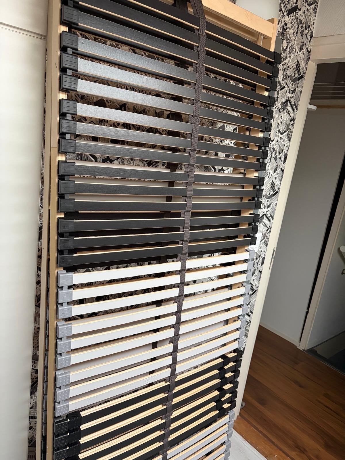 Twee IKEA lattenbodems 70x200 cm, Huis en Inrichting, Ophalen, Gebruikt, 70 cm of minder, Tweepersoons