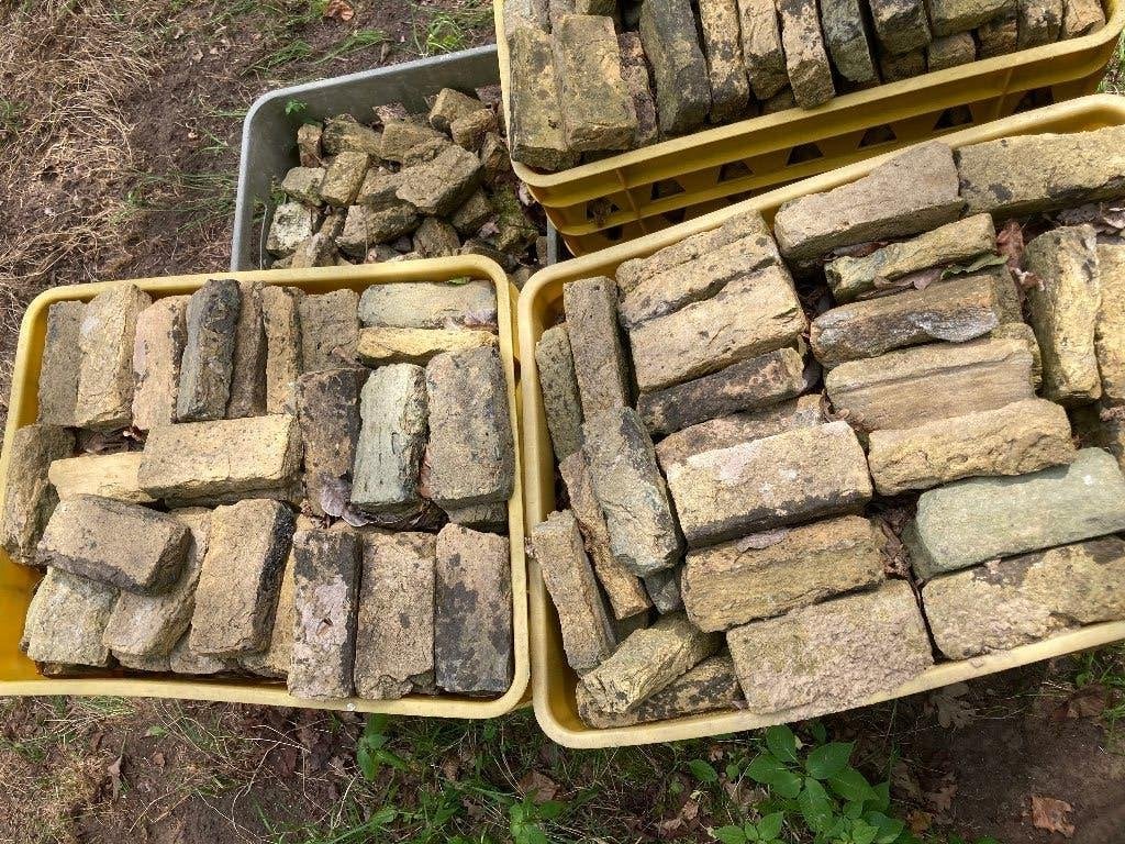 Klinkertjes (Geeltjes), Ophalen, Gebruikt, Beton, Klinkers