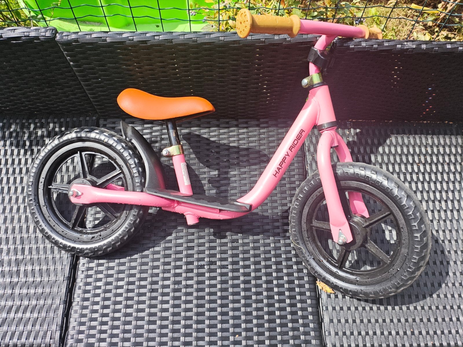 Roze Happy Rider Loopfiets - Perfect voor de kleintjes!, Kinderen en Baby's, Speelgoed | Buiten | Voertuigen en Loopfietsen, Ophalen