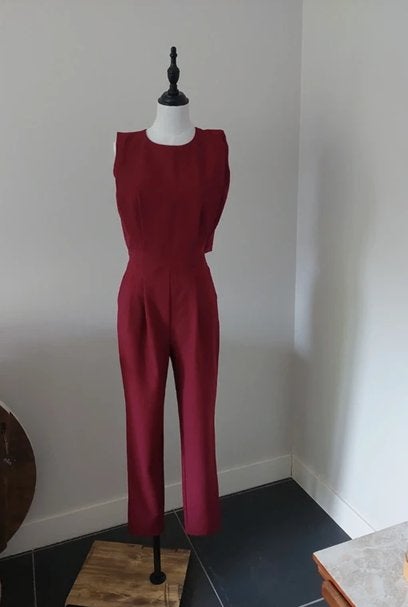 Jumpsuit bordeaux rood maat 34 / 36 in goede staat, Kleding | Dames, Ophalen of Verzenden, Maat 34 (XS) of kleiner, Asos, Gedragen