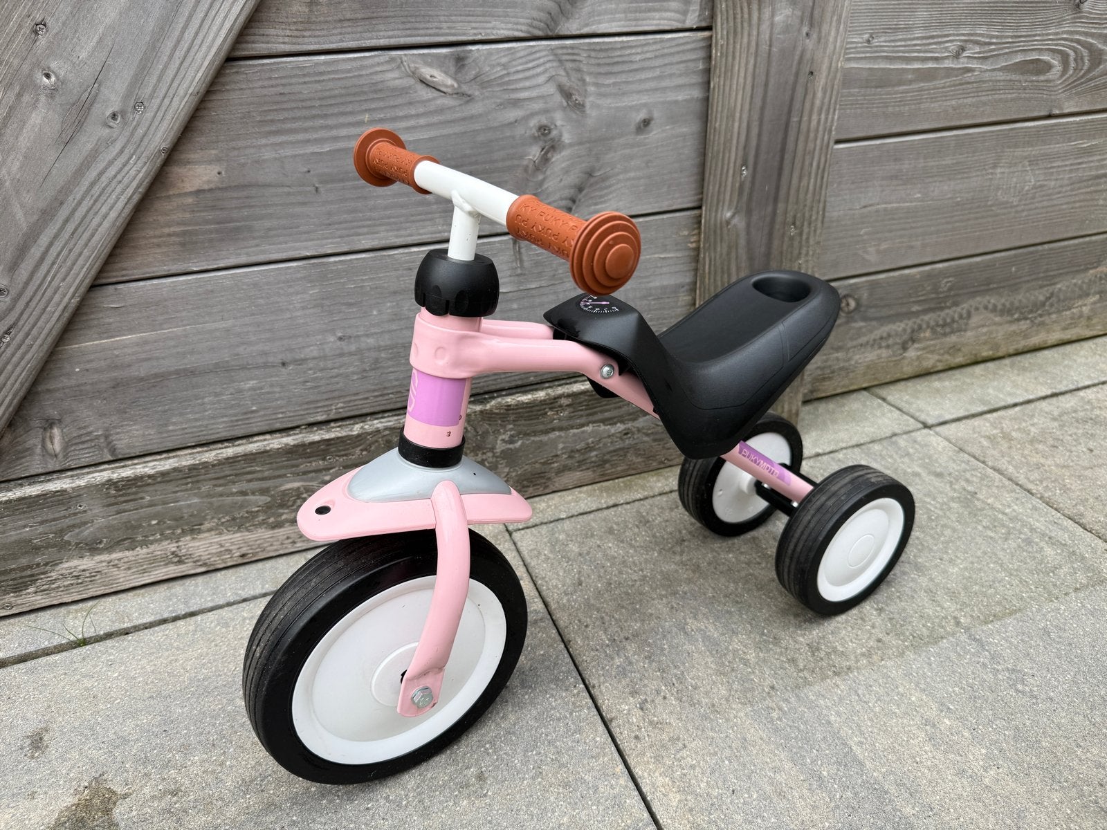 Puky Pukymoto loopfiets roze - Zo goed als nieuw, Ophalen, Zo goed als nieuw, Verstelbare zitting
