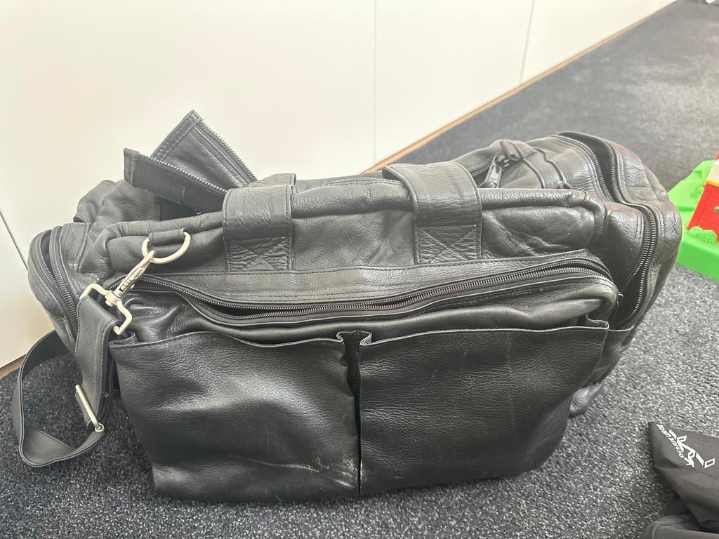 Zwarte leren pilotentas - zo goed als nieuw, 40 tot 60 cm, 20 tot 30 cm, Zwart, Minder dan 35 cm