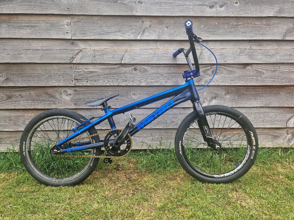 BMX fiets Meybo Pro 21.5 – goed gebruikt, nog prima in orde, Ophalen, Velgrem, Meybo, V-brakes