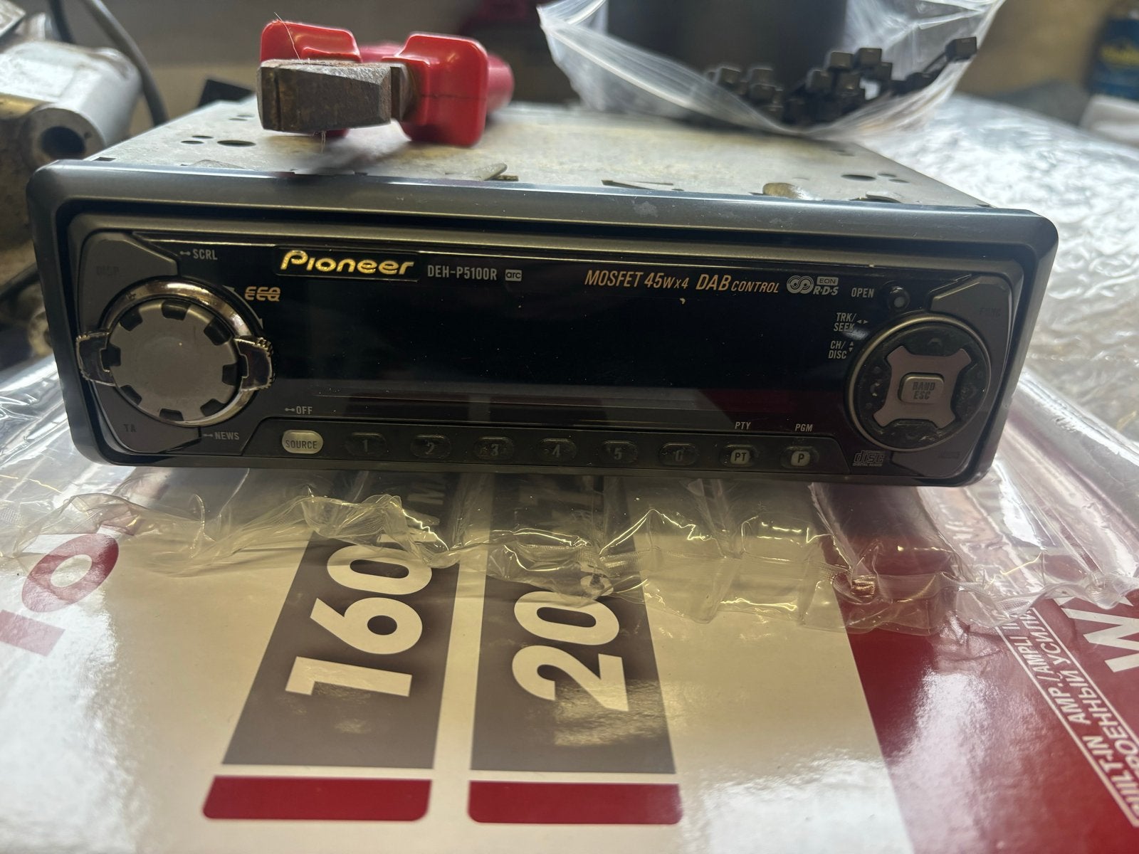Pioneer DEH-P5100R Autoradio met Bluetooth adapter, Ophalen of Verzenden, Gebruikt