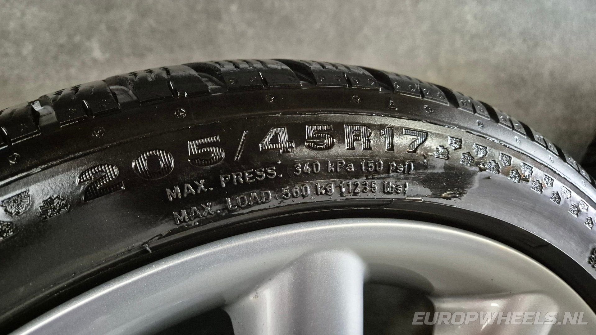 17 inch MINI Cooper F55 F56 F57 velgen winterbanden 499, Auto-onderdelen, Gebruikt, -, -, Banden en Velgen