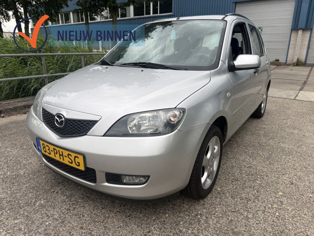 Mazda 2 1.4 Touring (bj 2004), Auto's, Mazda, 1025 kg, 15 km/l, 4 cilinders, Elektrische ramen