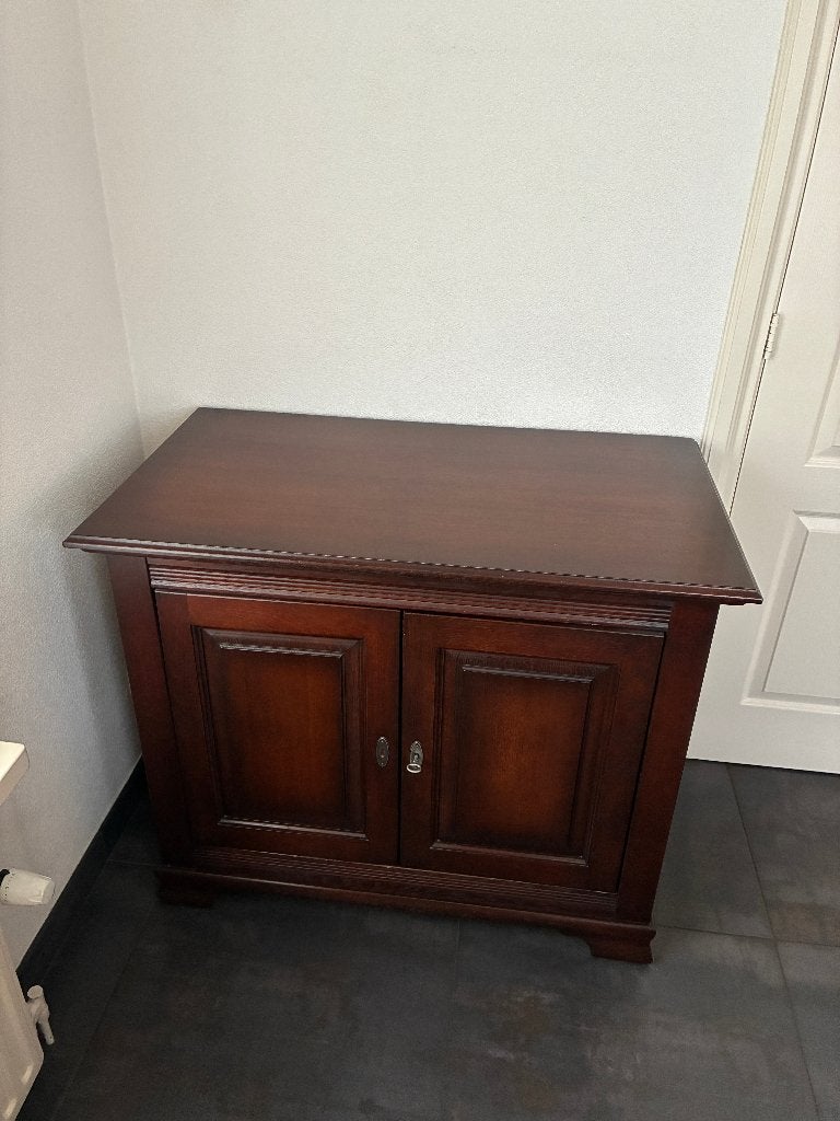 Stijlvolle massief houten computerkast / dressoir, Ophalen, Gebruikt, Met lade(s), 50 tot 100 cm