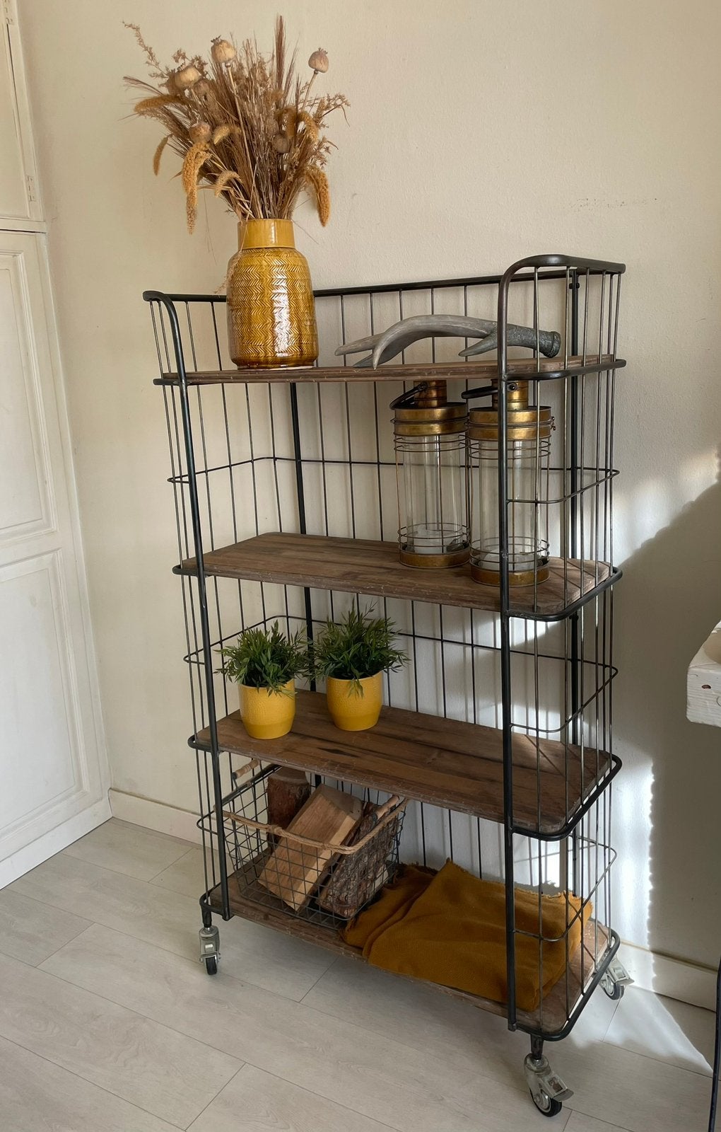 Nette kast, Huis en Inrichting, Ophalen, Gebruikt, 25 tot 50 cm