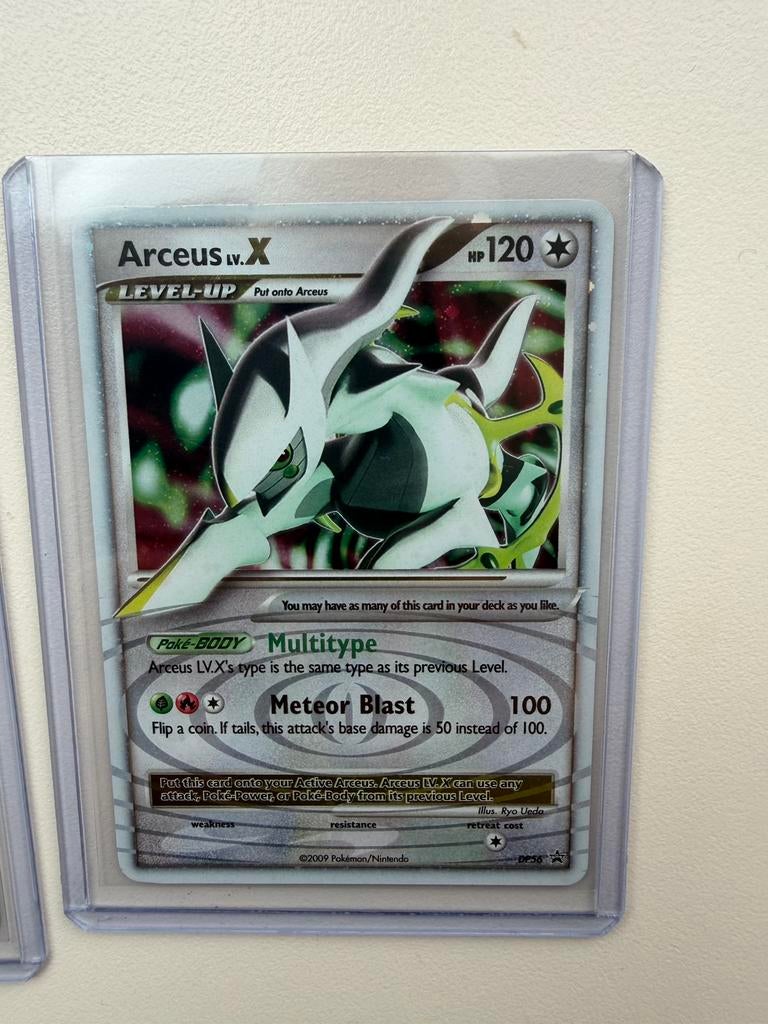 Arceus Pokemon kaart, Ophalen of Verzenden, Zo goed als nieuw